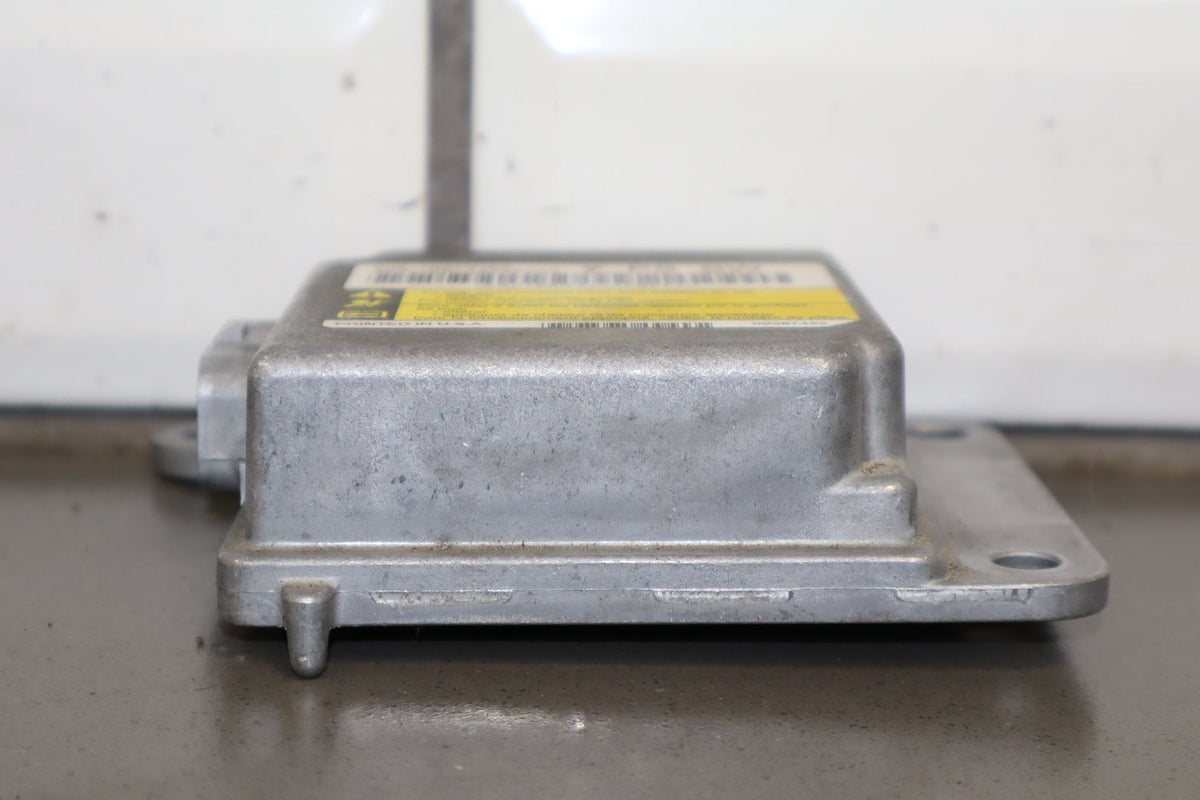 2000-2004 Chevrolet Corvette C5 Module 19244545