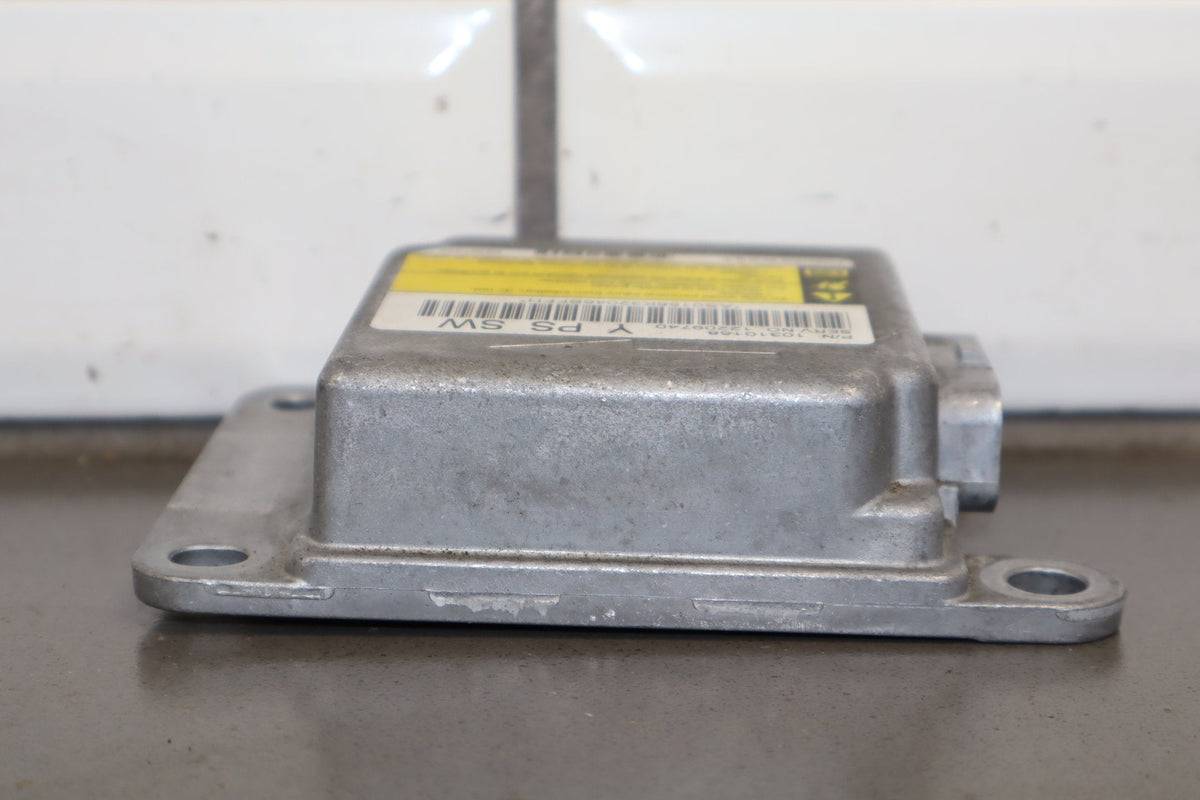 2000-2004 Chevrolet Corvette C5 Module 19244545
