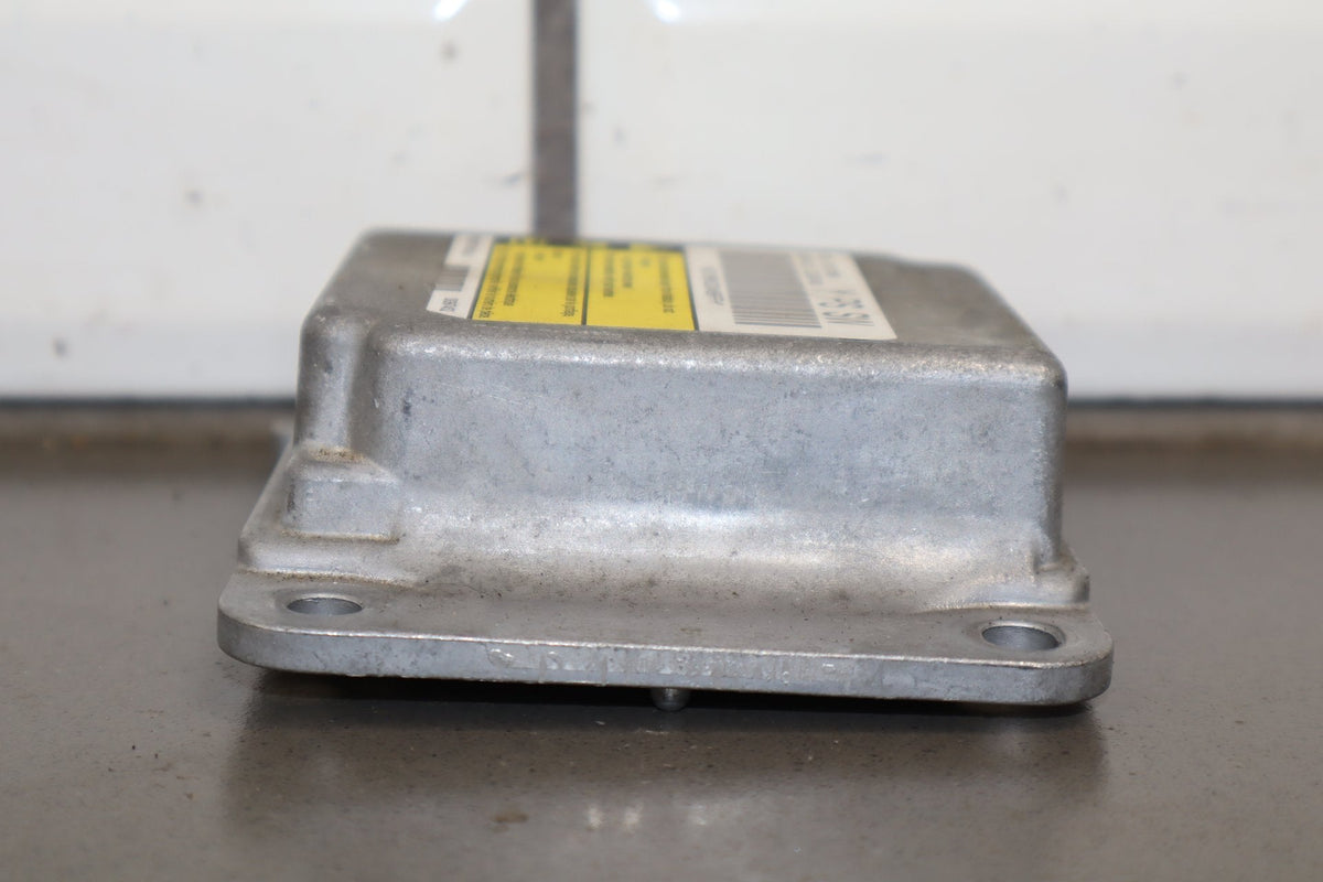 2000-2004 Chevrolet Corvette C5 Module 19244545