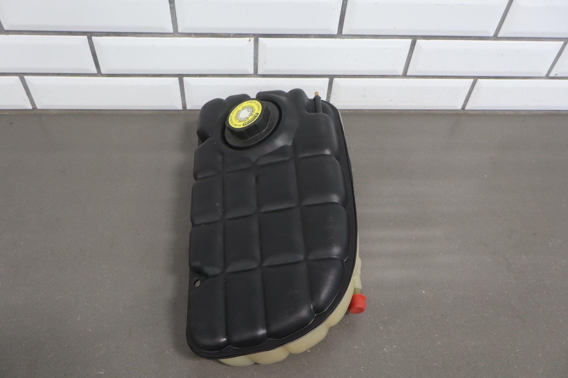 2000-2004 Chevrolet Corvette C5 Overflow Bottle 10430189