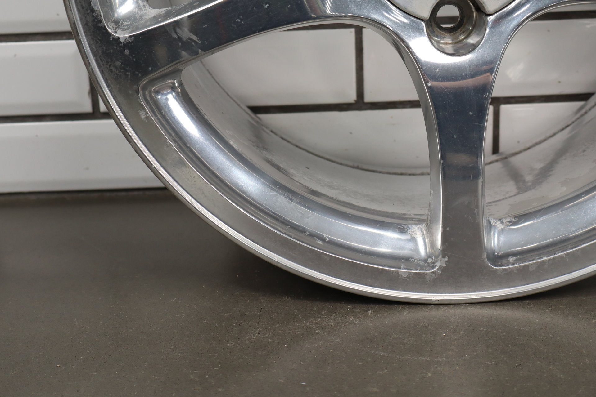 2000-2004 Chevrolet Corvette C5 Rear 18x9.5" OEM 5 Spoke Wheel | Polished