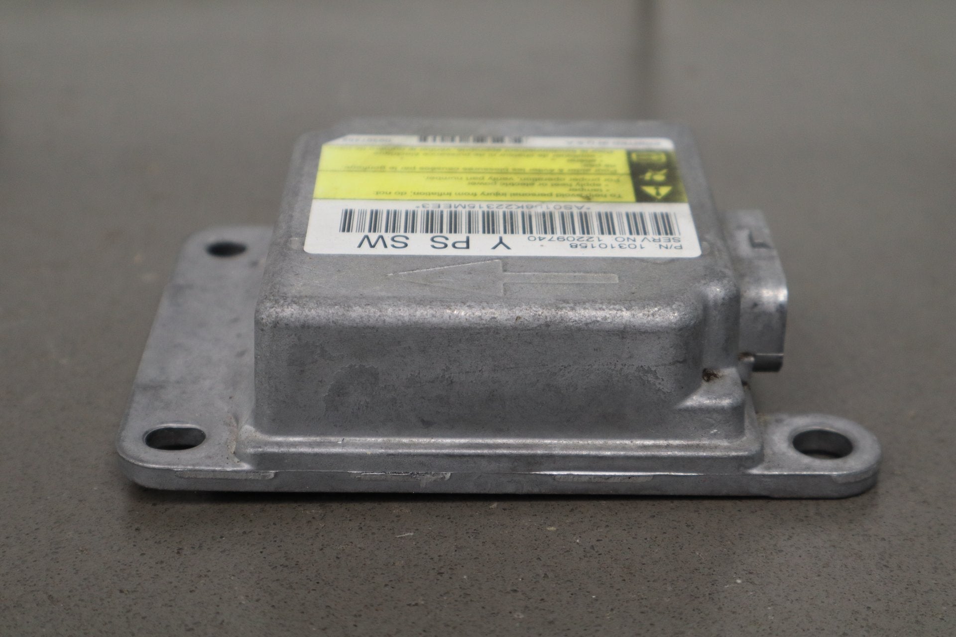 2000-2004 Chevrolet Corvette C5 SRS Module 19244545