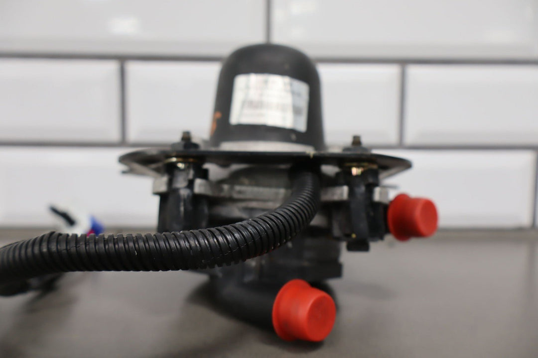 2000 - 2004 Chevy C5 Corvette Secondary Air Pump W/ Bracket (12568382) OEM