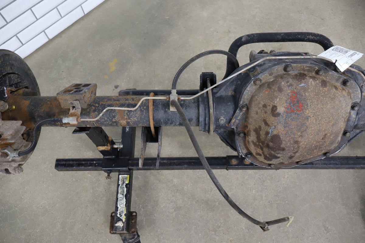 2000-2004 Ford F-250 Super Duty Sterling 10.5" 3.73 Ratio Rear Axle Assembly OEM