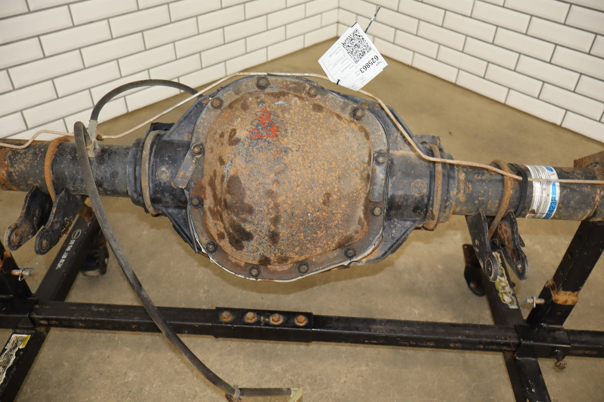2000-2004 Ford F-250 Super Duty Sterling 10.5" 3.73 Ratio Rear Axle Assembly OEM