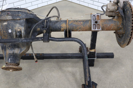 2000-2004 Ford F-250 Super Duty Sterling 10.5" 3.73 Ratio Rear Axle Assembly OEM
