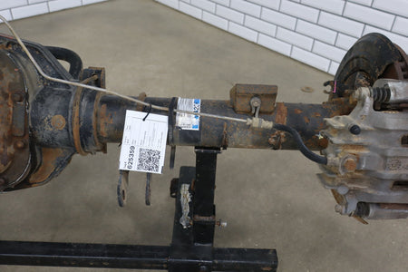 2000-2004 Ford F-250 Super Duty Sterling 10.5" 3.73 Ratio Rear Axle Assembly OEM