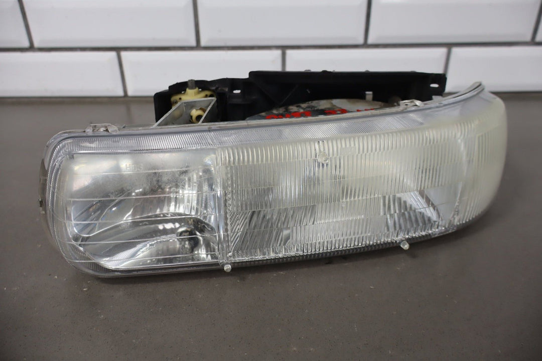 2000 - 2006 Chevrolet Tahoe Suburban Grille with Headlights OEM Guide