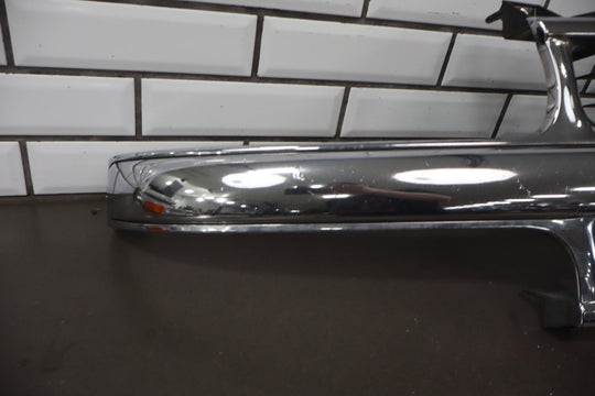 2000 - 2006 Chevrolet Tahoe Suburban Grille with Headlights OEM Guide