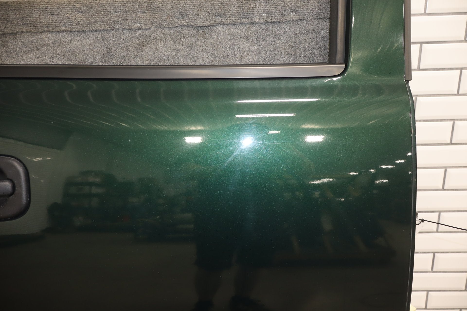 2000-2007 Chevrolet Silverado 2500 GMT800 - Right Rear Door PN: 89023022