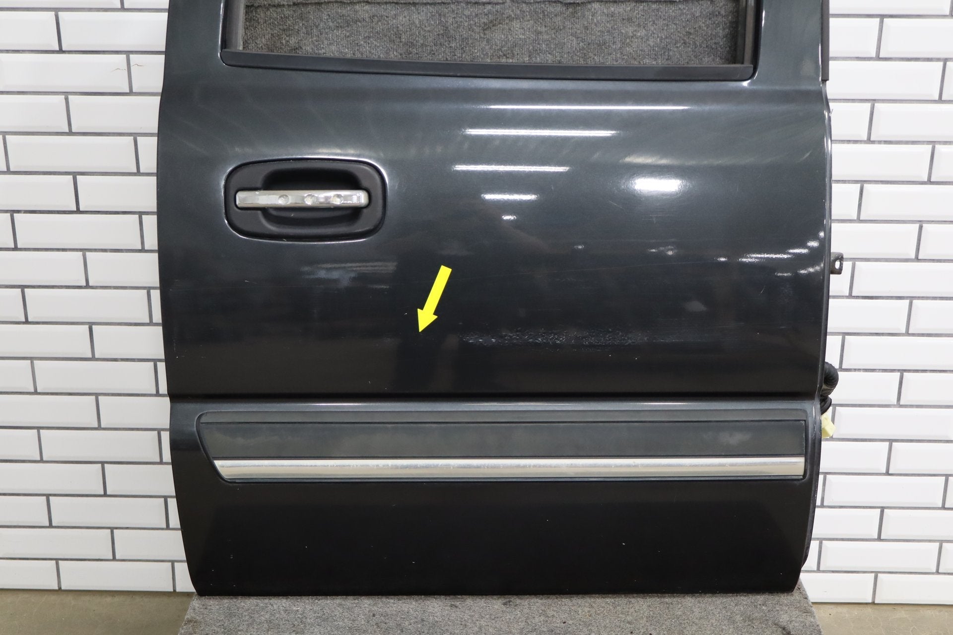2000-2007 Chevrolet Silverado 2500 GMT800 - Right Rear Door PN: 89023022