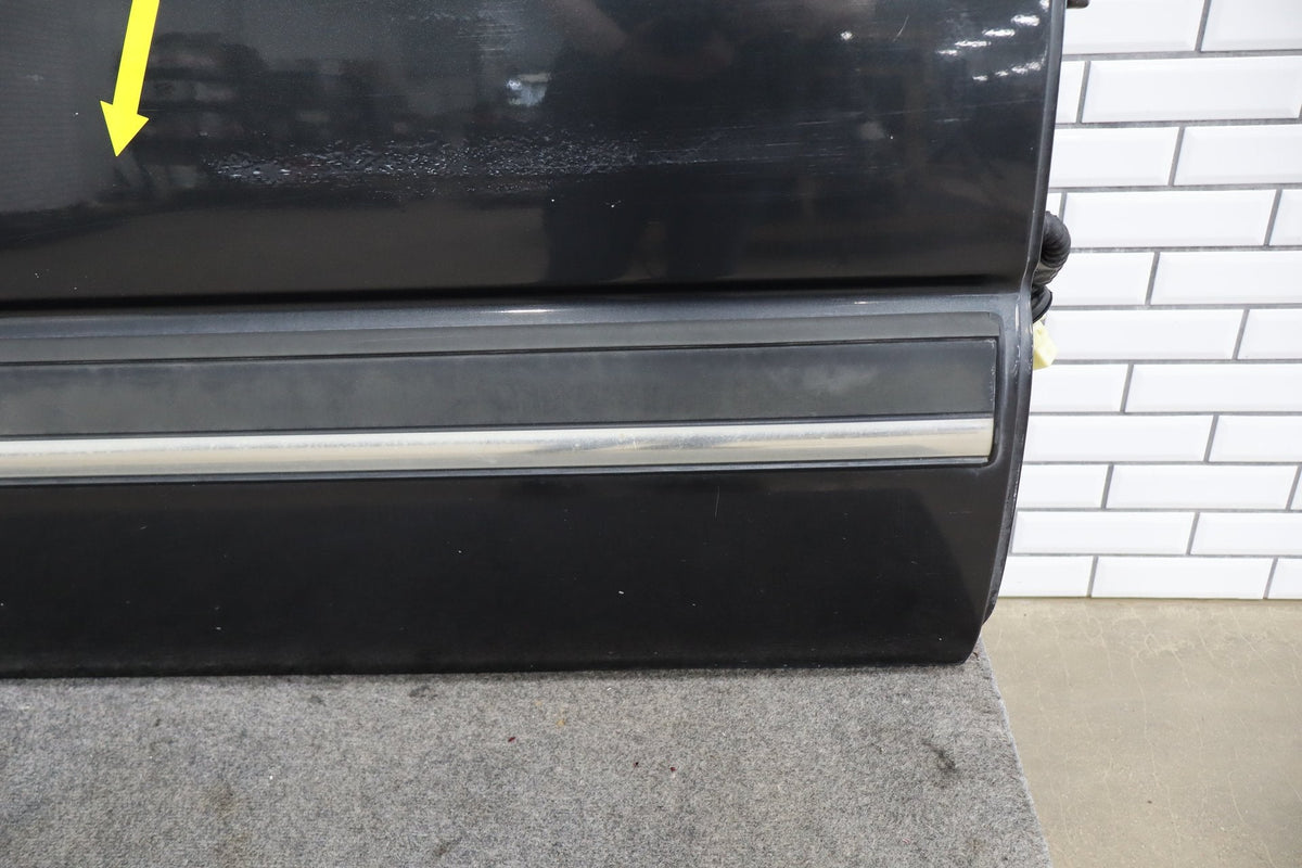 2000-2007 Chevrolet Silverado 2500 GMT800 - Right Rear Door PN: 89023022
