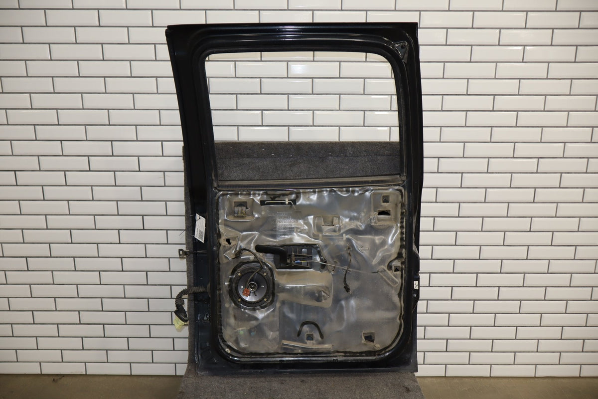2000-2007 Chevrolet Silverado 2500 GMT800 - Right Rear Door PN: 89023022