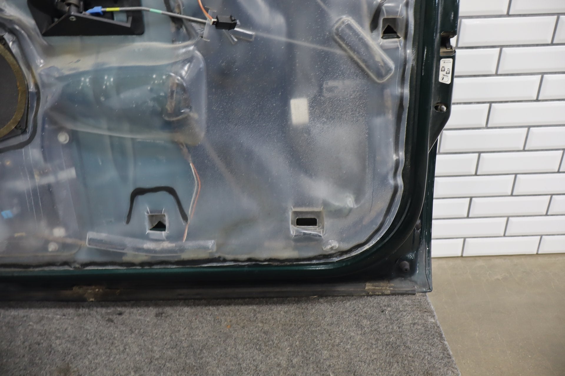 2000-2007 Chevrolet Silverado 2500 GMT800 - Right Rear Door PN: 89023022