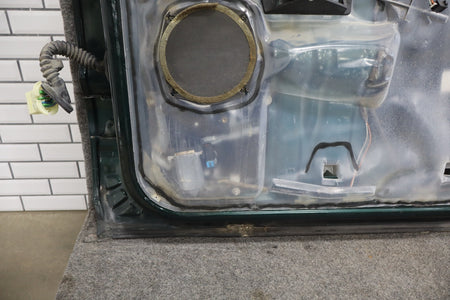 2000-2007 Chevrolet Silverado 2500 GMT800 - Right Rear Door PN: 89023022