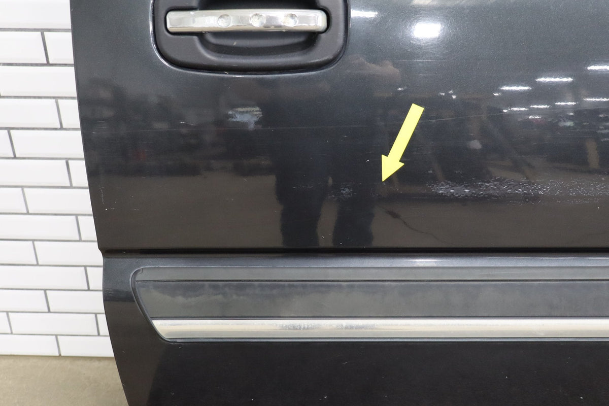 2000-2007 Chevrolet Silverado 2500 GMT800 - Right Rear Door PN: 89023022