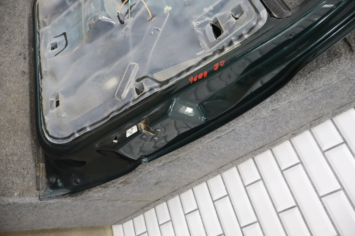 2000-2007 Chevrolet Silverado 2500 GMT800 - Right Rear Door PN: 89023022