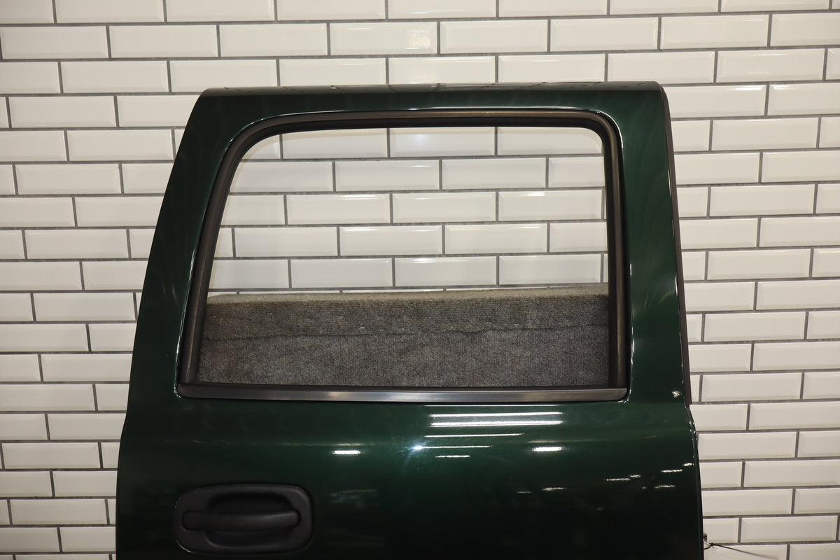 2000-2007 Chevrolet Silverado 2500 GMT800 - Right Rear Door PN: 89023022