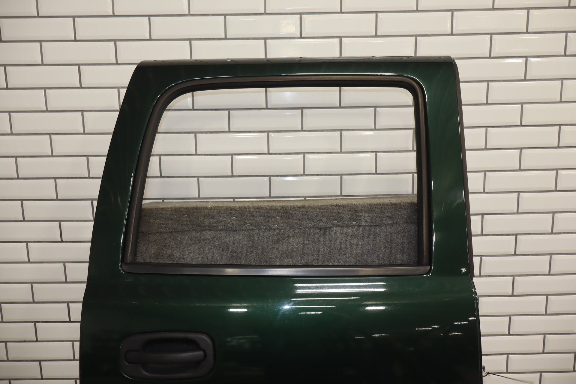 2000-2007 Chevrolet Silverado 2500 GMT800 - Right Rear Door PN: 89023022
