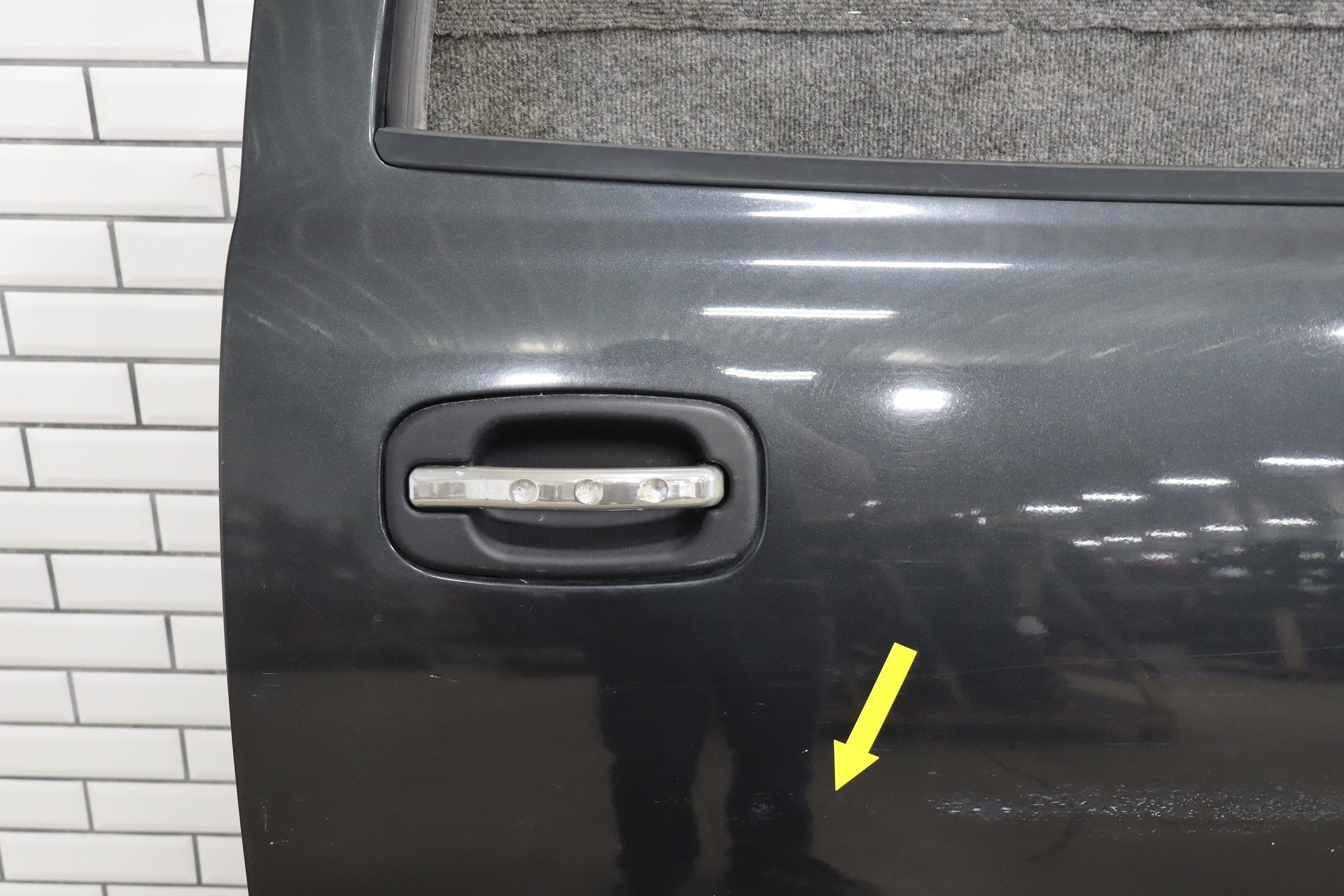 2000-2007 Chevrolet Silverado 2500 GMT800 - Right Rear Door PN: 89023022