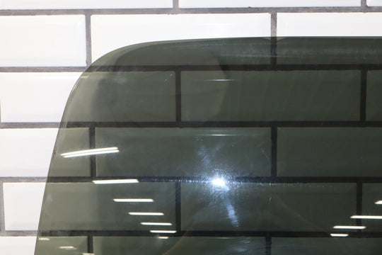 2000 - 2007 Chevrolet Silverado 2500 HD Right Rear Door Window 15181068 OEM