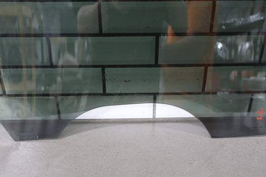 2000 - 2007 Chevrolet Silverado 2500 HD Right Rear Door Window 15181068 OEM