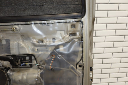 2000-2007 Chevrolet Silverado 3500 - Right Rear Door PN: 89023022