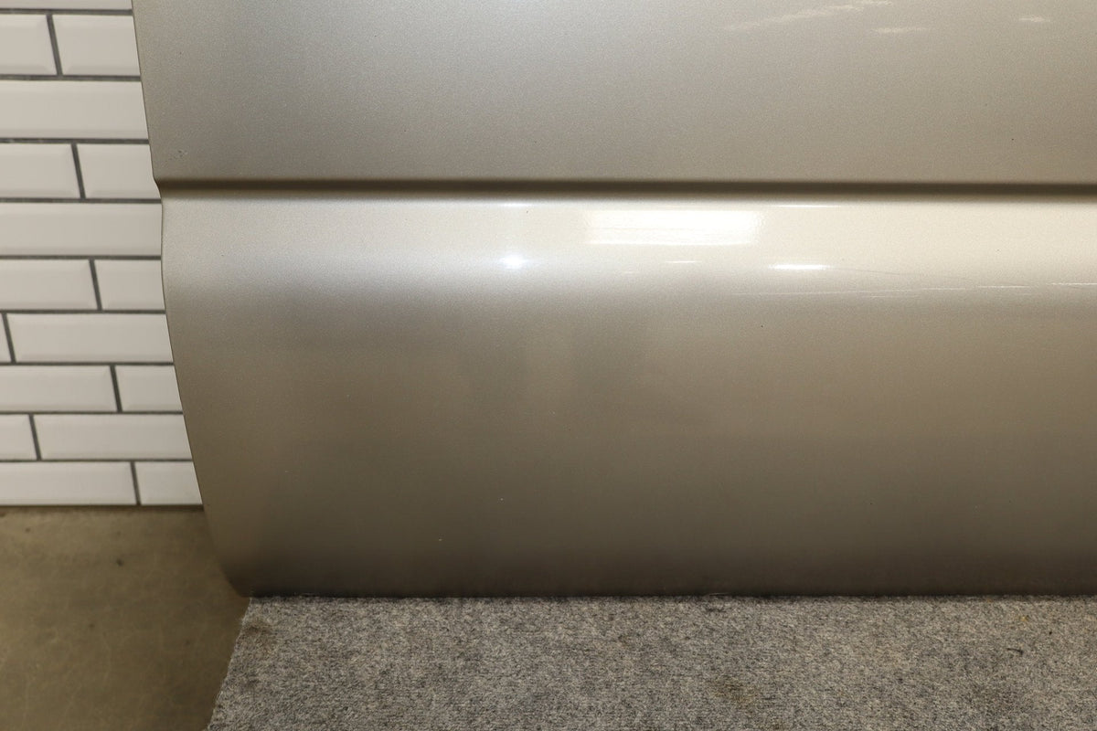 2000-2007 Chevrolet Silverado 3500 - Right Rear Door PN: 89023022