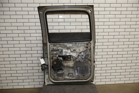 2000-2007 Chevrolet Silverado 3500 - Right Rear Door PN: 89023022