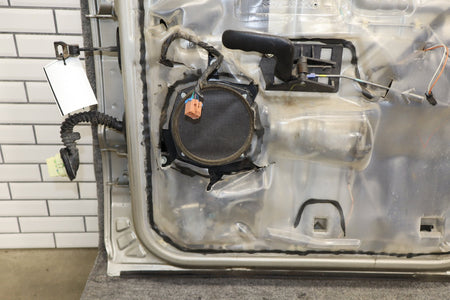 2000-2007 Chevrolet Silverado 3500 - Right Rear Door PN: 89023022