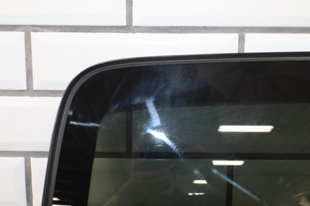 2000-2007 Chevrolet Silverado Right Rear Door Window 15181068 OEM