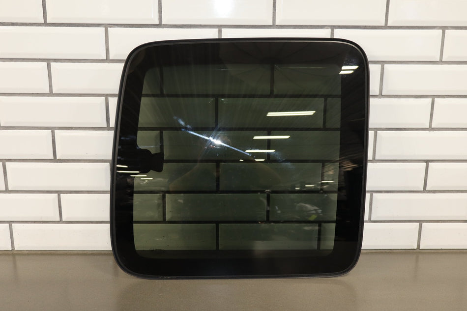 2000-2007 Chevrolet Silverado Right Rear Door Window 15181068 OEM