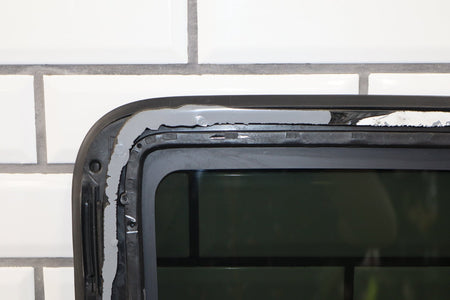 2000-2007 Chevrolet Silverado Right Rear Door Window 15181068 OEM