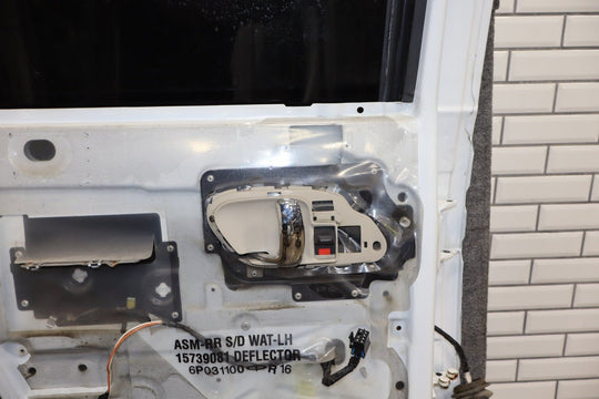 2000 Cadillac Escalade Left Rear Door White ( 50U )