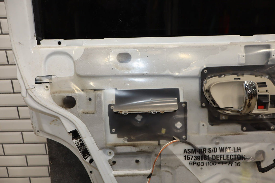 2000 Cadillac Escalade Left Rear Door White ( 50U )