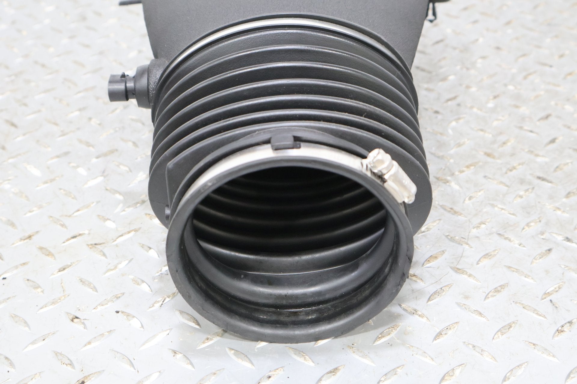 2000 Chevrolet Corvette Air Cleaner OEM