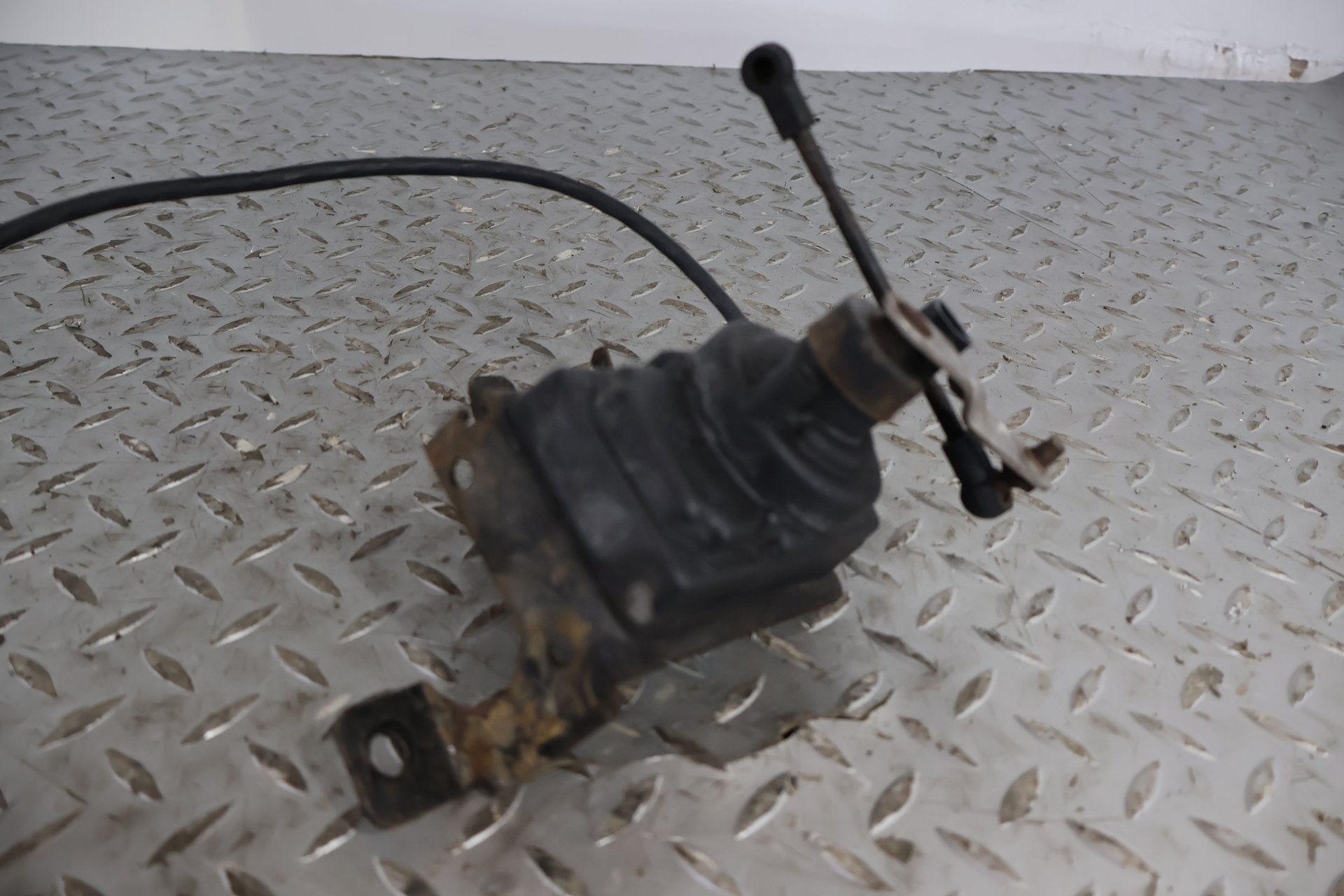 2000 Chevrolet Corvette- Misc Suspension Parts