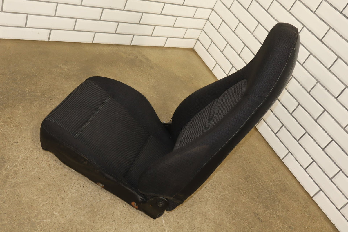 2000 Mazda MX-5 Miata Right Passenger Front Seat Cloth Black B0