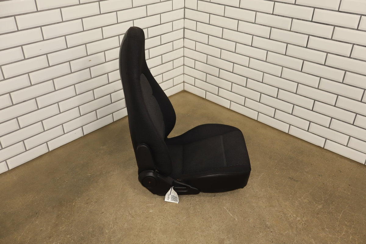 2000 Mazda MX-5 Miata Right Passenger Front Seat Cloth Black B0