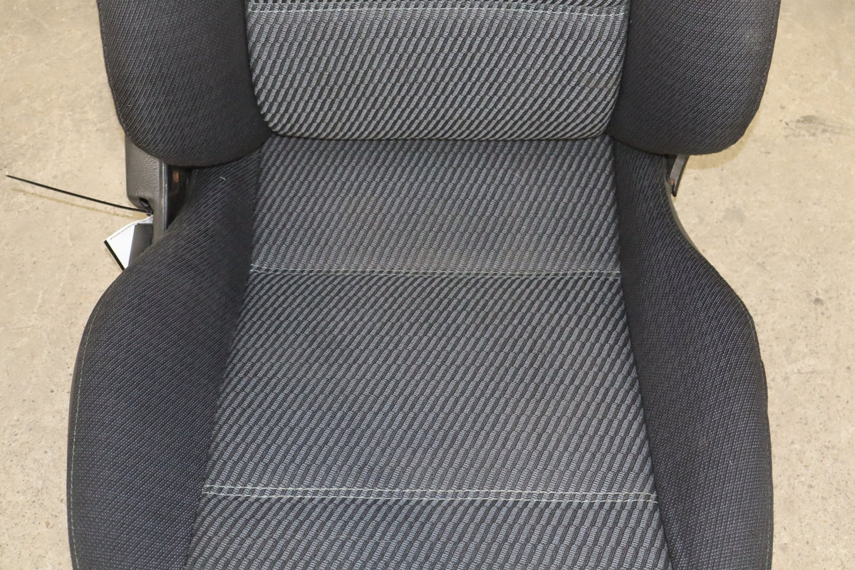 2000 Mazda MX-5 Miata Right Passenger Front Seat Cloth Black B0