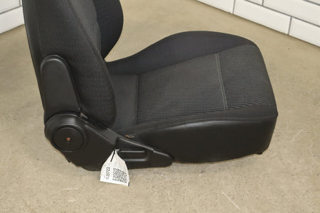 2000 Mazda MX-5 Miata Right Passenger Front Seat Cloth Black B0
