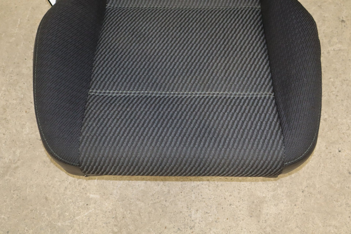 2000 Mazda MX-5 Miata Right Passenger Front Seat Cloth Black B0
