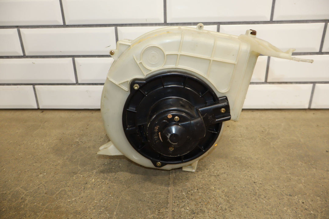2000 Toyota 4Runner OEM 3 - Pc Heater Housing Core & Blower Motor