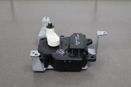2000 Toyota Land Cruiser LX470 Heater Control Valve 0637007390 OEM