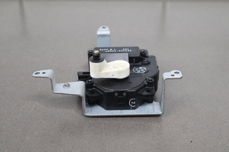 2000 Toyota Land Cruiser LX470 Heater Control Valve 0637007390 OEM