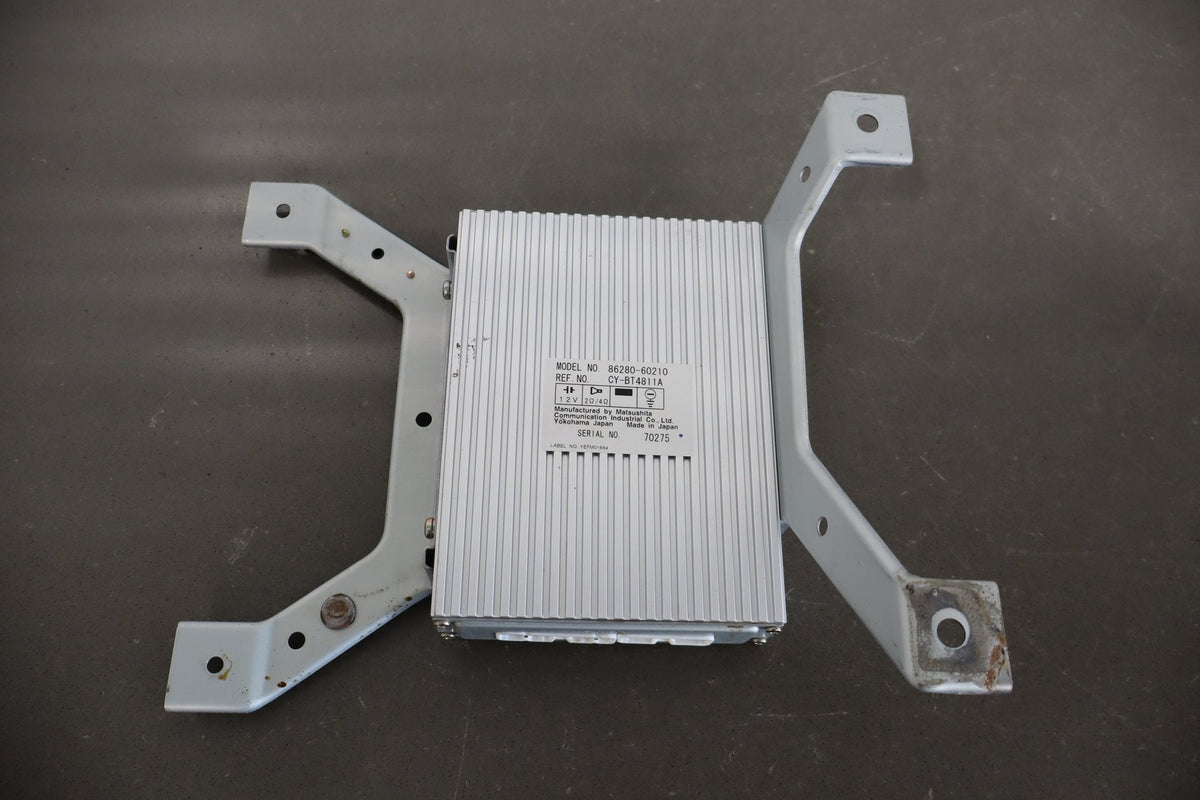 2000 Toyota Land Cruiser Radio Amplifier 86280-60210