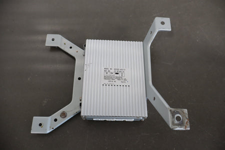 2000 Toyota Land Cruiser Radio Amplifier 86280-60210