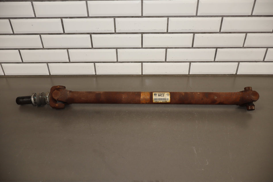 2001-07 Chevy Silverado 2500HD 4WD Front Drive Shaft Diesel Auto