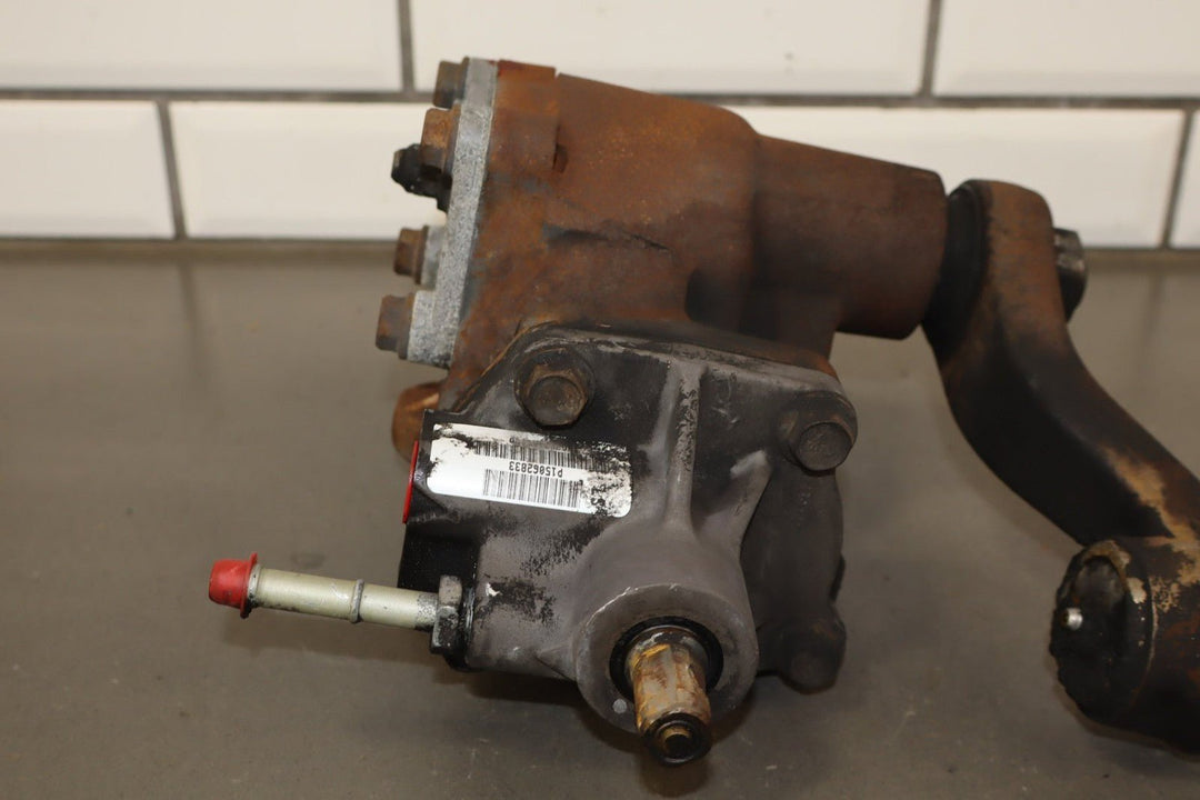 2001 - 2002 Cadillac Escalade Steering Gear 88965541 OEM GMT800