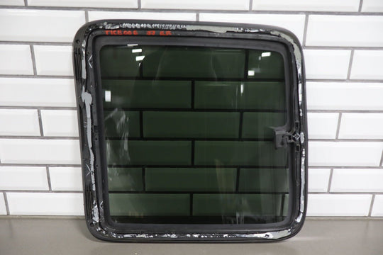 2001 - 2002 Chevrolet Silverado 2500 HD Extended Cab Right Rear Door Window OEM
